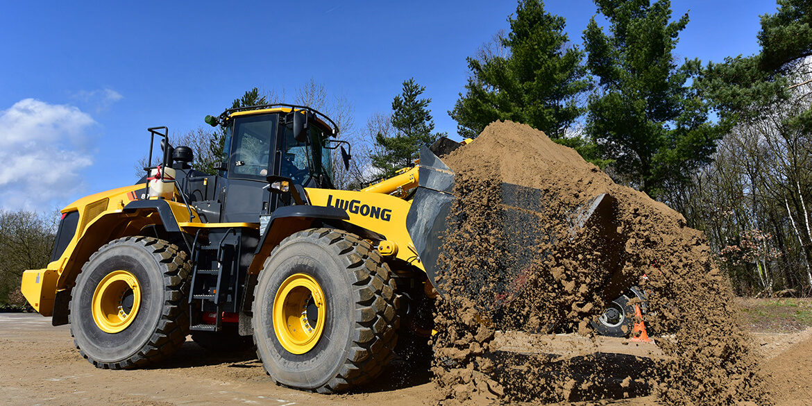 Chinese Famous Brand 2021 Latest wheel Loader CLG877H with Good Price 3