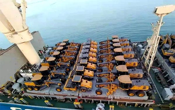 An Auspicious Start in the Year of Ox! Hot Scene — Hundreds of XCMG Golden Products were Sold Overseas!