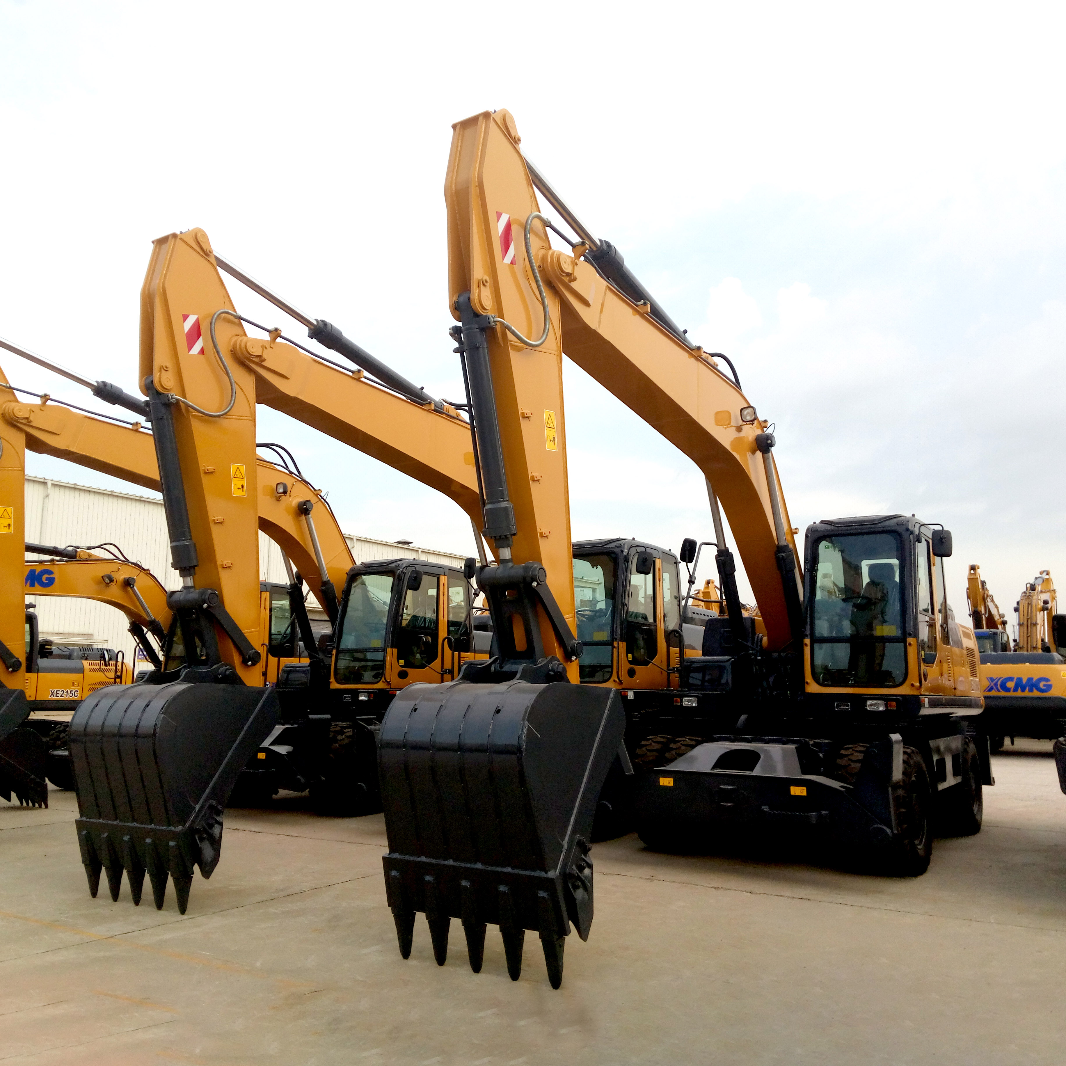 Cheap price Price Mini Excavator - XCMG 20 ton 0.9m³ XE210WB Wheeled Excavator – China Construction